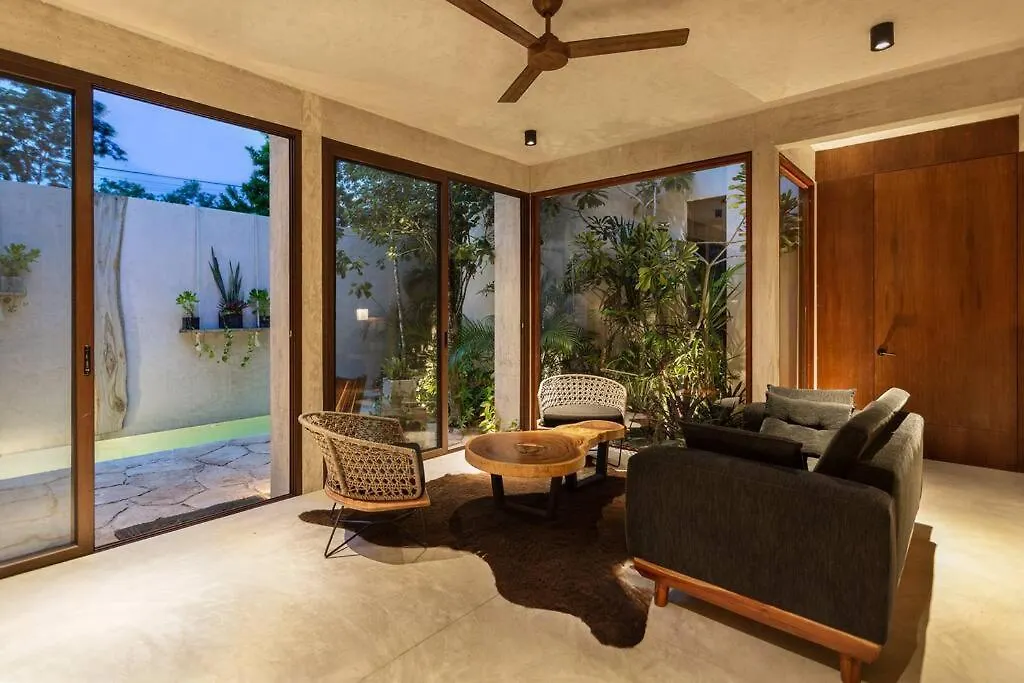 Tranquil Villa With Private Pool And Garden Tulum