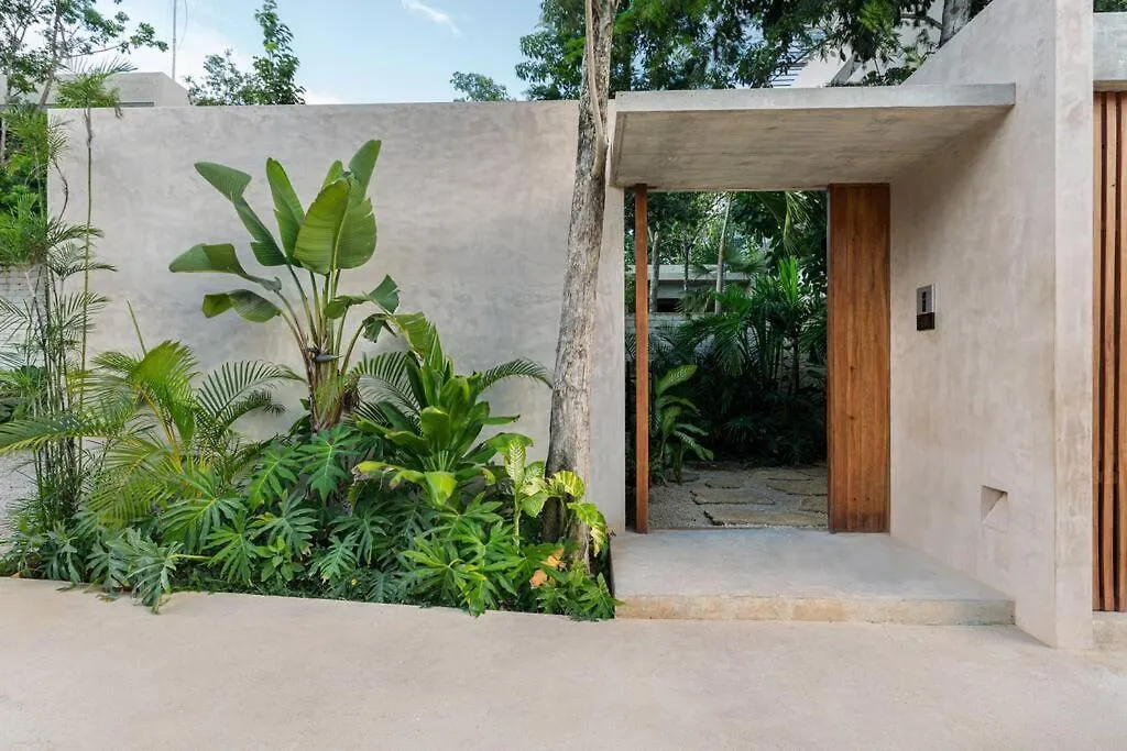 Tranquil Villa With Private Pool And Garden Tulum